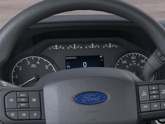 Ford F-150 Vehicle Full-screen Gallery Image 13