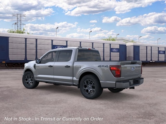 Ford F-150 Vehicle Full-screen Gallery Image 4
