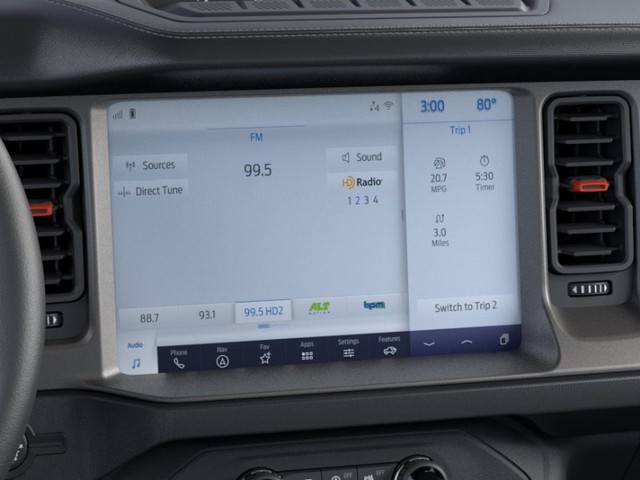Ford Bronco Vehicle Full-screen Gallery Image 15