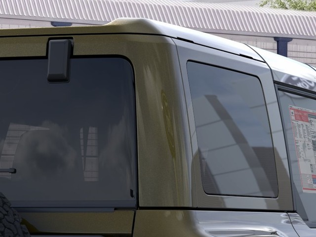 Ford Bronco Vehicle Full-screen Gallery Image 25