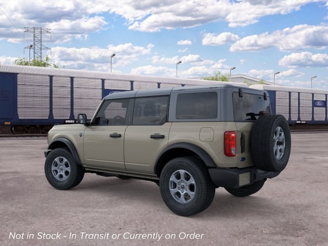 Ford Bronco Vehicle Full-screen Gallery Image 4