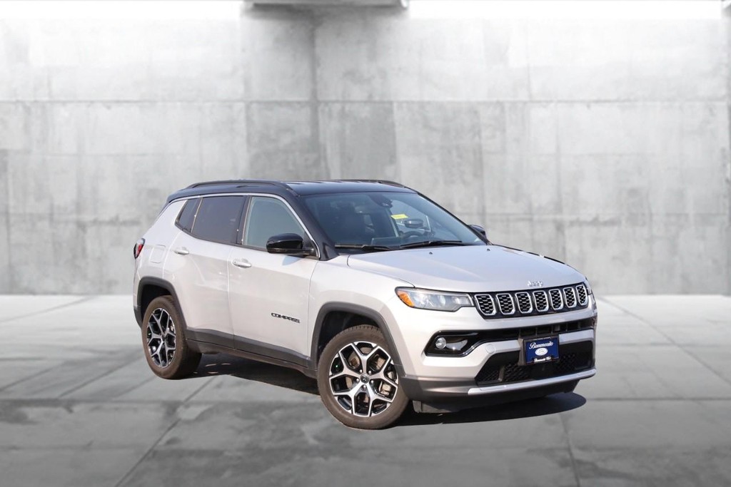 Jeep Compass Vehicle Image 02