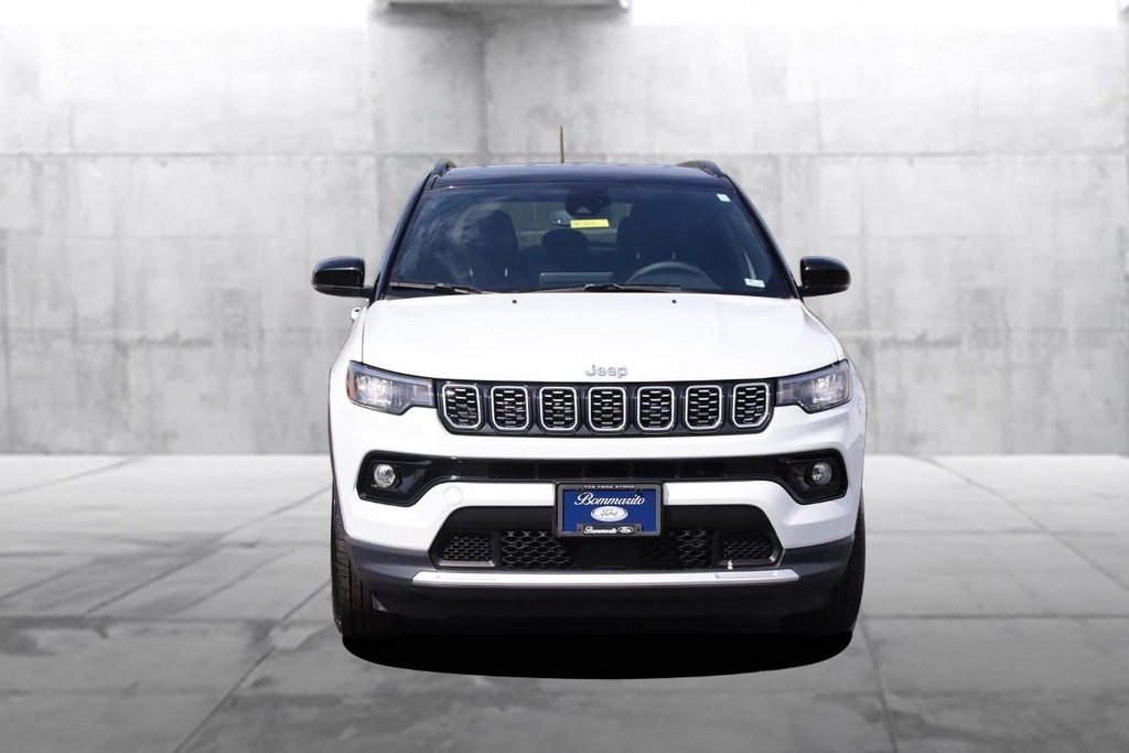Jeep Compass Vehicle Image 04