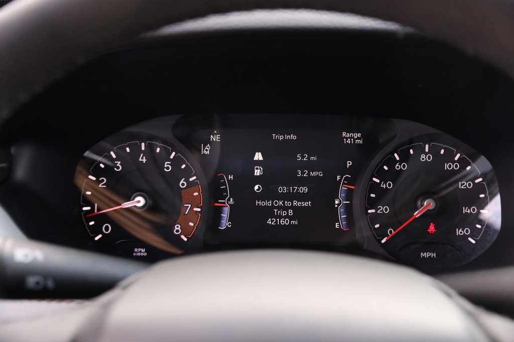 Jeep Compass Vehicle Image 13