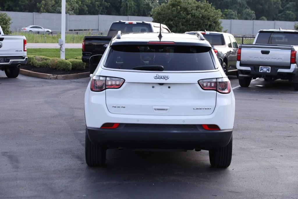 Jeep Compass Vehicle Image 06