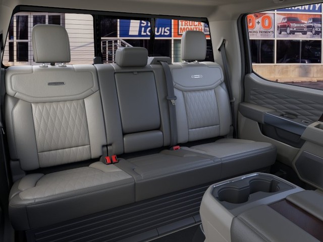 Ford Super Duty F-350 SRW Vehicle Image 11