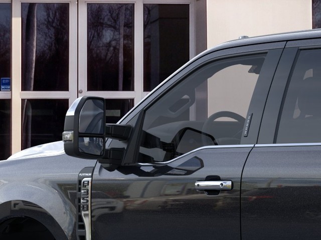 Ford Super Duty F-350 SRW Vehicle Image 20