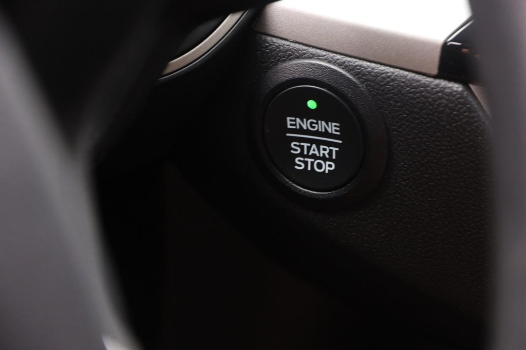 Ford Escape Vehicle Image 14