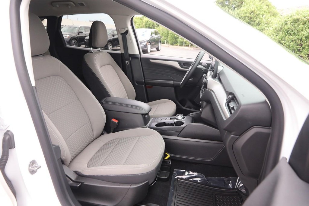 Ford Escape Vehicle Image 25