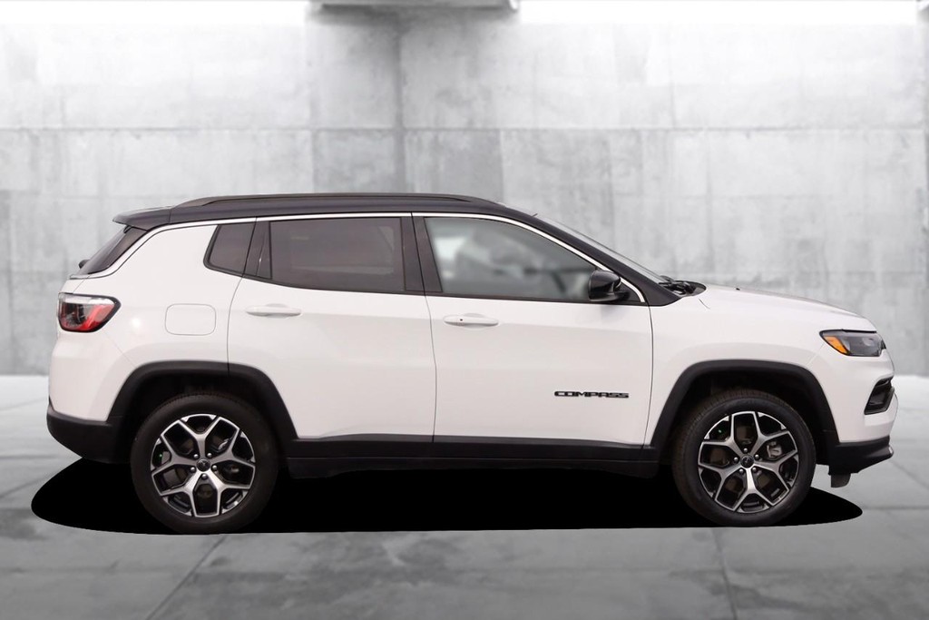 Jeep Compass Vehicle Image 05