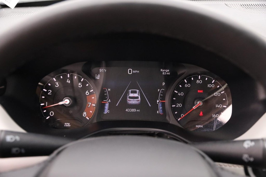 Jeep Compass Vehicle Image 13