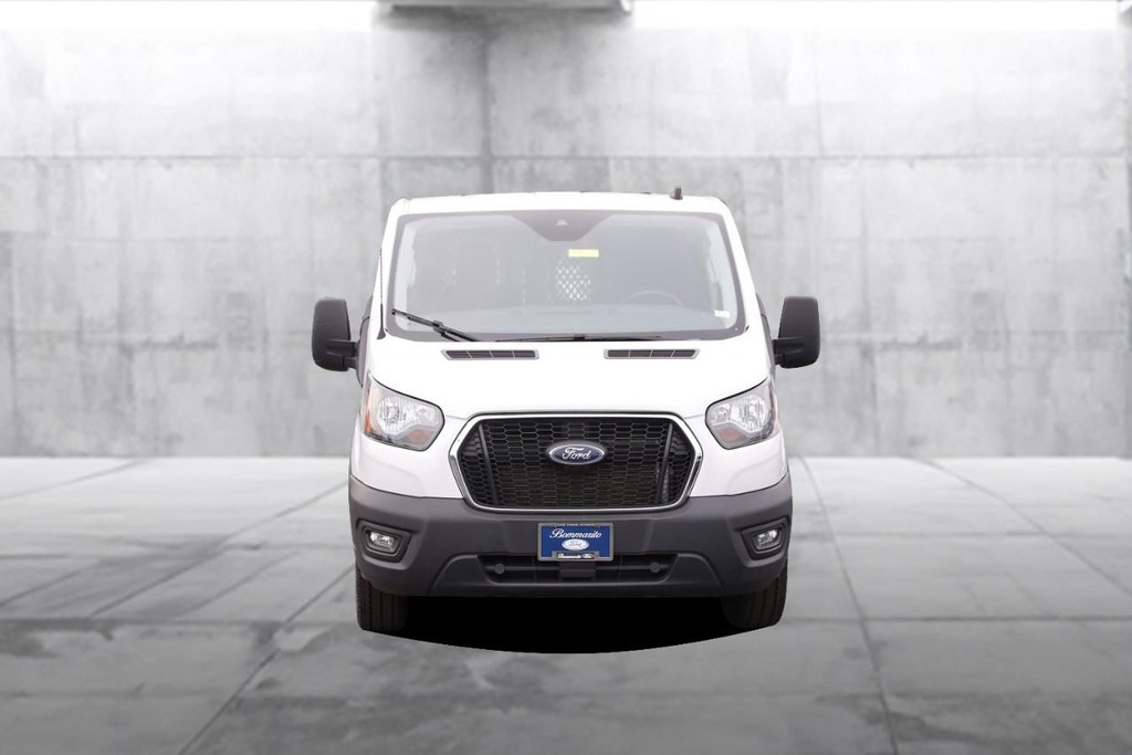Ford Transit Cargo Van Vehicle Image 04
