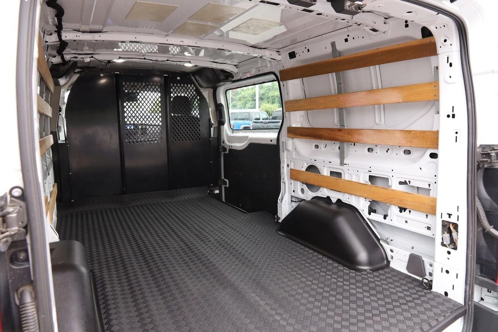Ford Transit Cargo Van Vehicle Image 08