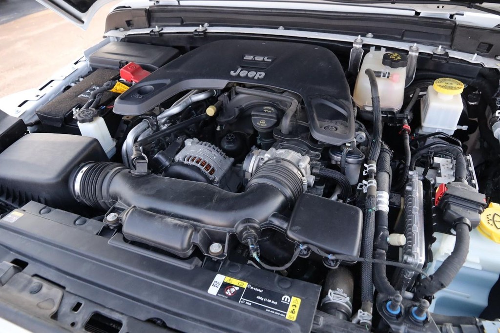 Jeep Gladiator Vehicle Full-screen Gallery Image 27
