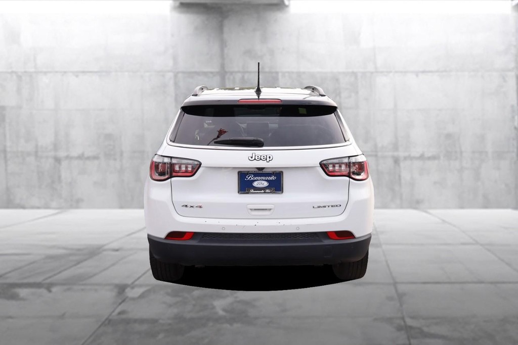 Jeep Compass Vehicle Image 06