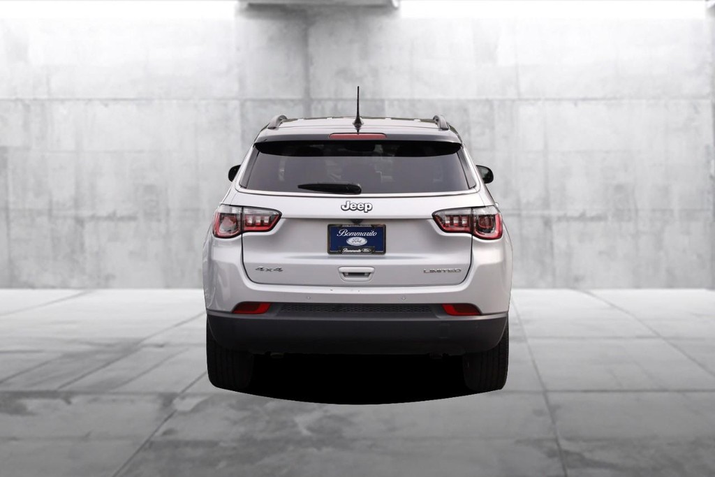 Jeep Compass Vehicle Image 06