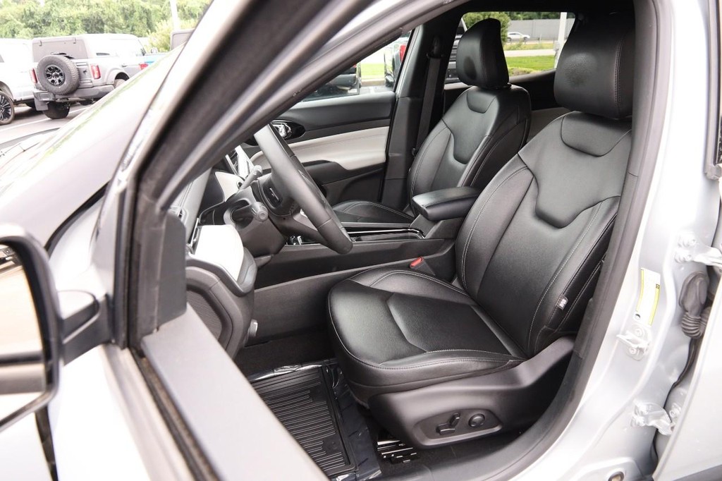 Jeep Compass Vehicle Image 08