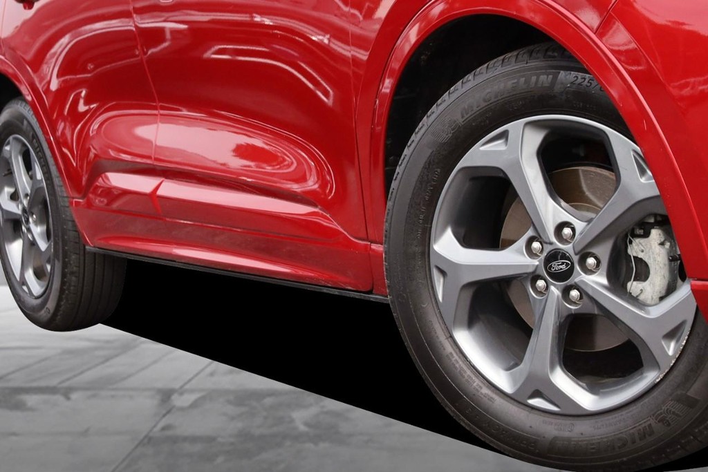 Ford Escape Vehicle Image 03