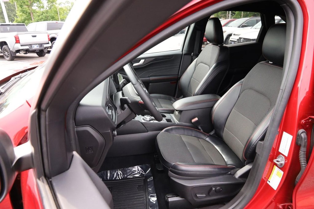 Ford Escape Vehicle Image 09