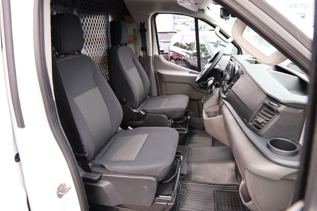 Ford Transit Cargo Van Vehicle Full-screen Gallery Image 21