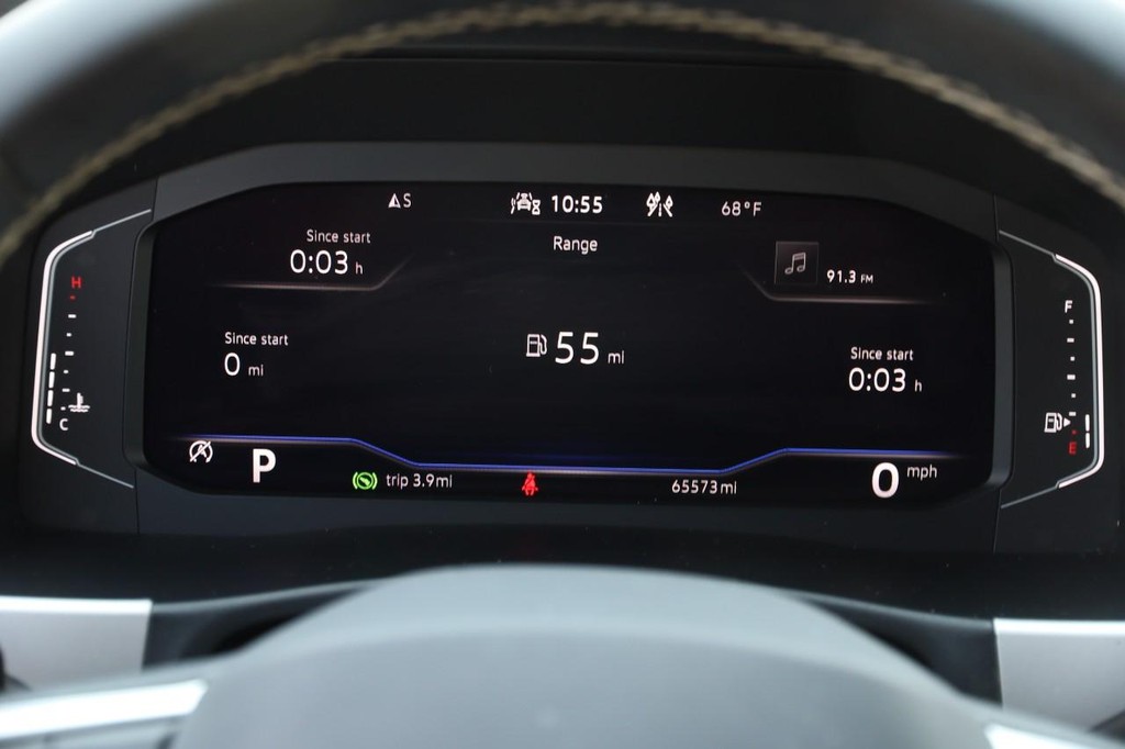 Volkswagen Atlas Cross Sport Vehicle Image 13