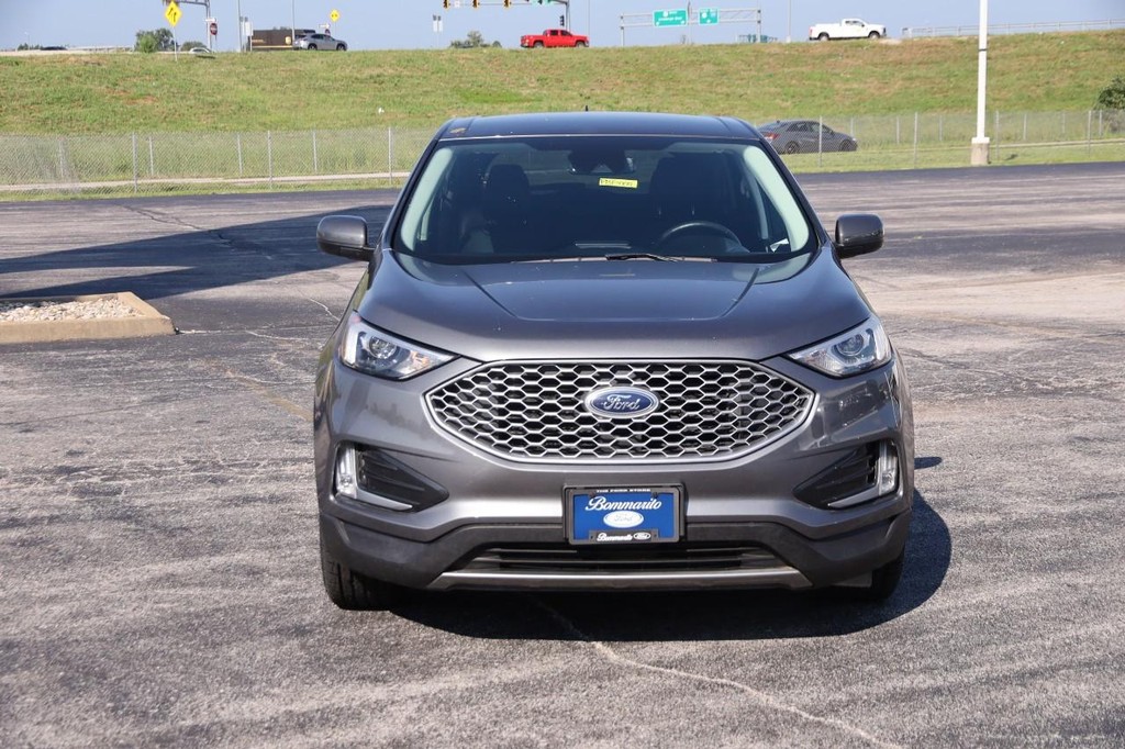 Ford Edge Vehicle Image 04