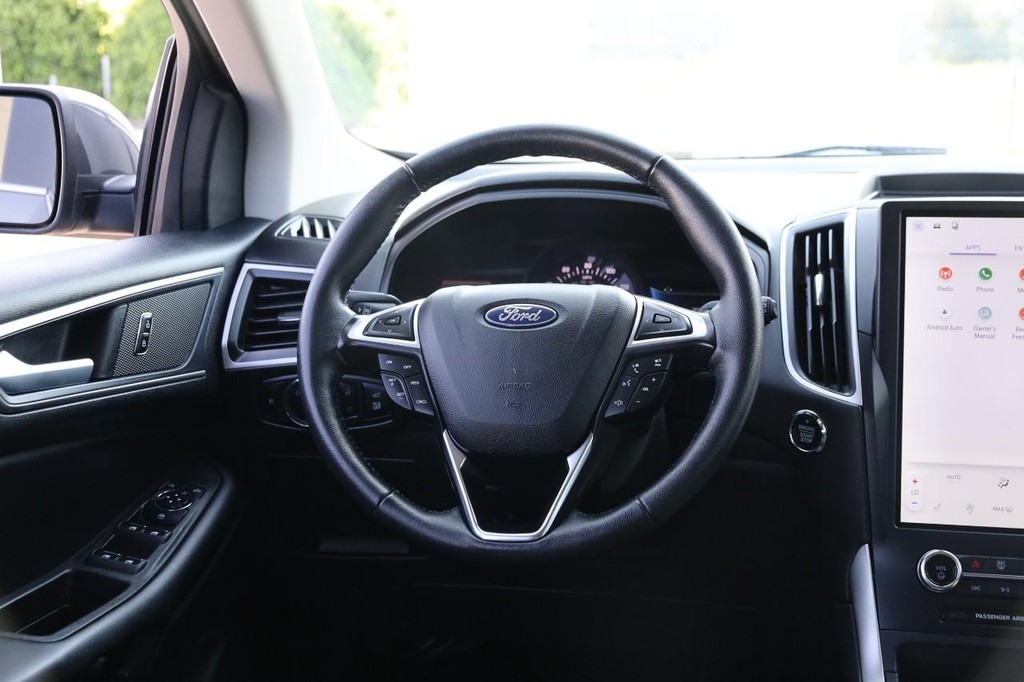Ford Edge Vehicle Image 25