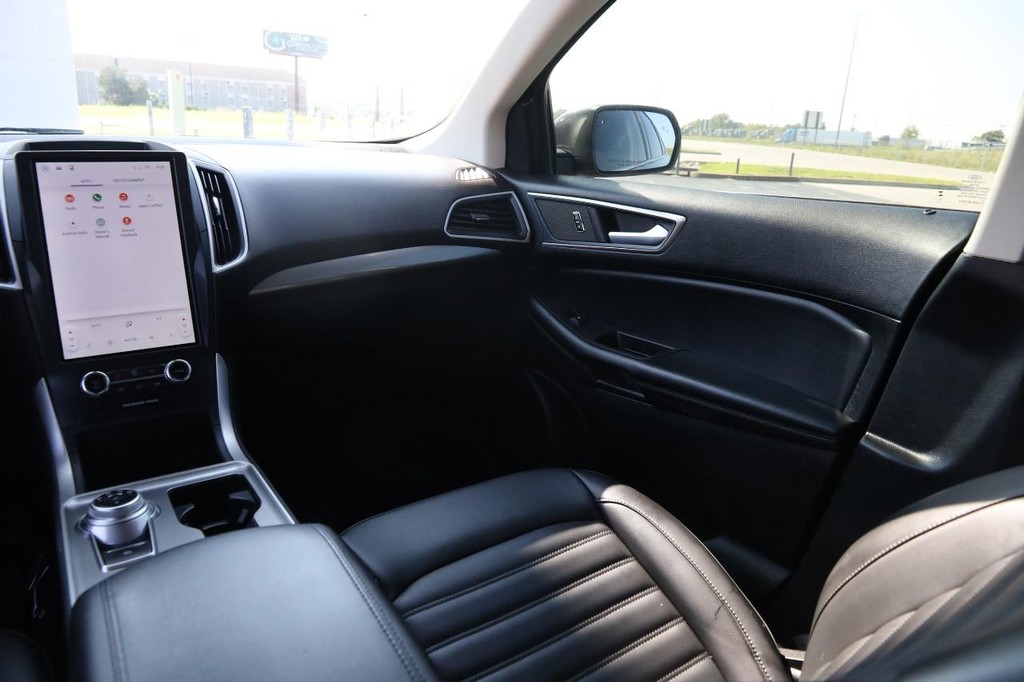 Ford Edge Vehicle Image 27