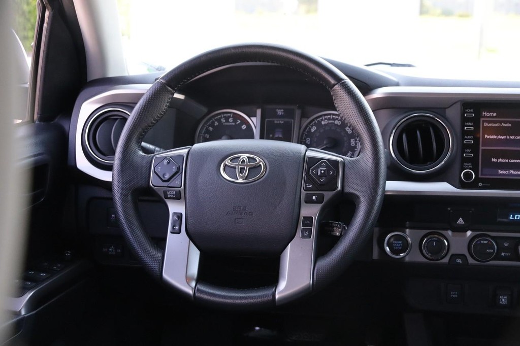 Toyota Tacoma 4WD Vehicle Image 22