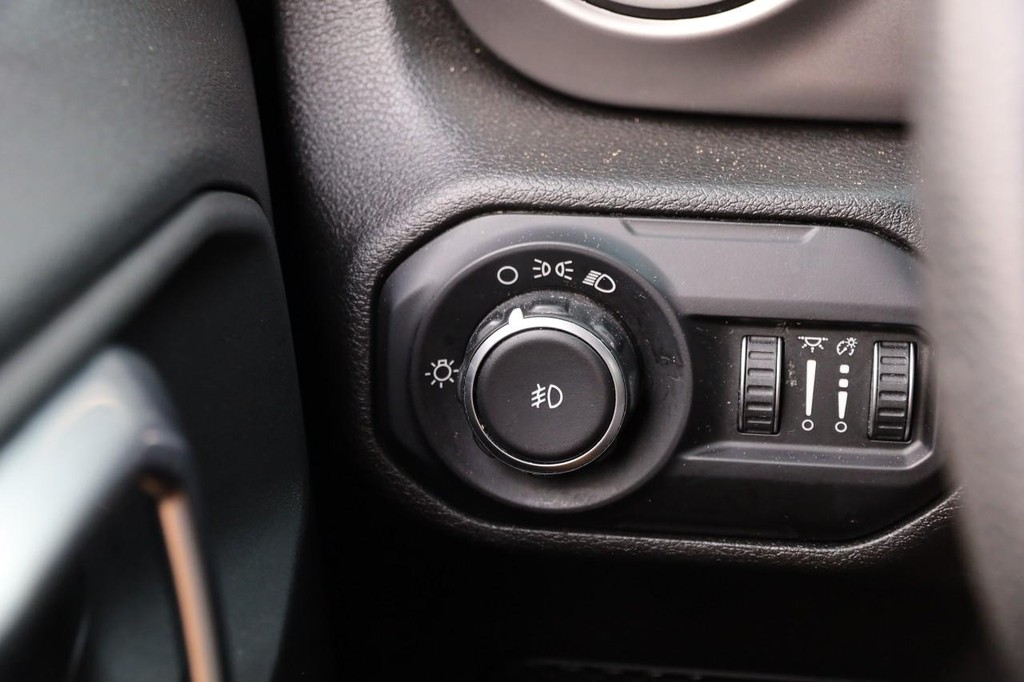 Jeep Wrangler Unlimited Vehicle Image 20