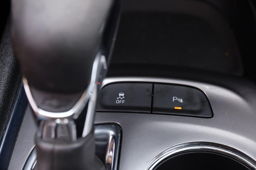 Chevrolet Malibu Vehicle Image 18