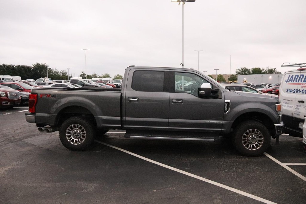 Ford Super Duty F-250 SRW Vehicle Image 03