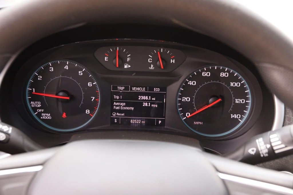 Chevrolet Malibu Vehicle Image 13