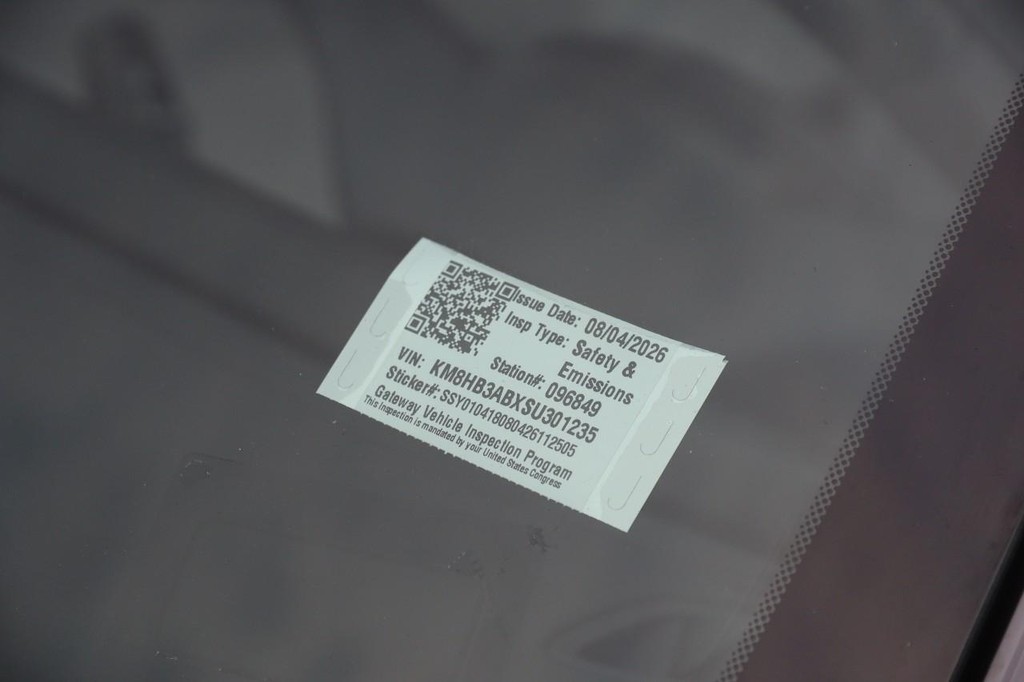Hyundai Kona Vehicle Image 31