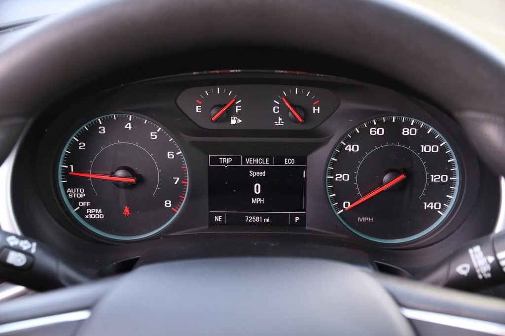 Chevrolet Malibu Vehicle Full-screen Gallery Image 13