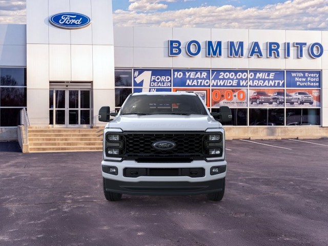 Ford Super Duty F-250 SRW Vehicle Image 06