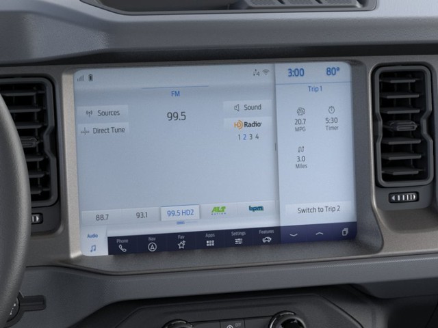 Ford Bronco Vehicle Full-screen Gallery Image 15