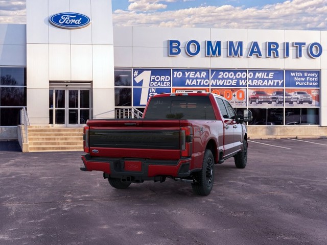 Ford Super Duty F-350 SRW Vehicle Full-screen Gallery Image 8