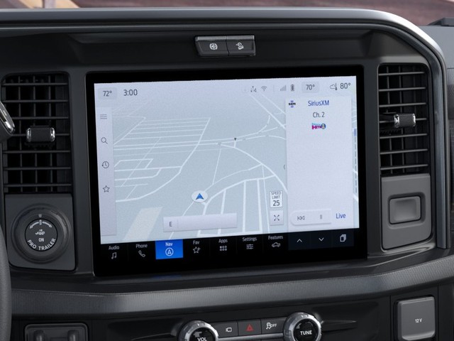 Ford Super Duty F-350 SRW Vehicle Full-screen Gallery Image 14