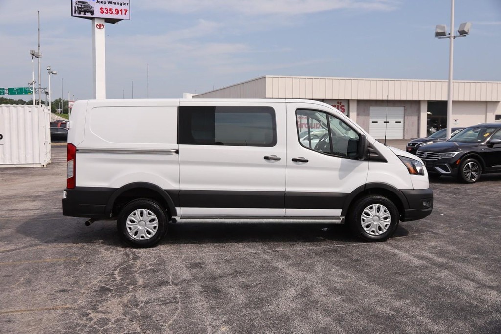 Ford Transit Cargo Van Vehicle Image 05