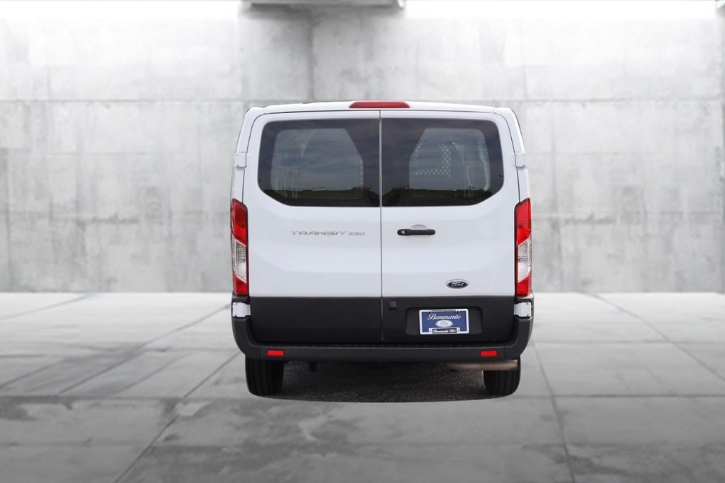 Ford Transit Cargo Van Vehicle Image 07