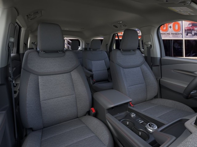 Ford Explorer Vehicle Full-screen Gallery Image 10