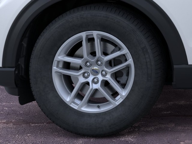 Ford Explorer Vehicle Full-screen Gallery Image 19
