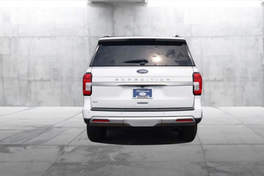 Ford Expedition Vehicle Image 06