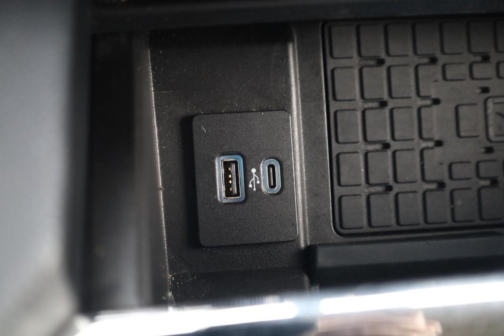 Ford Expedition Vehicle Image 18