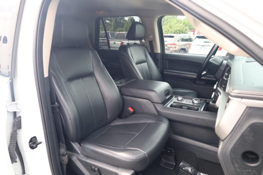 Ford Expedition Vehicle Image 21