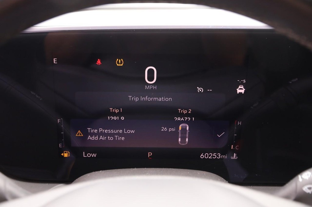 Buick Encore GX Vehicle Full-screen Gallery Image 13