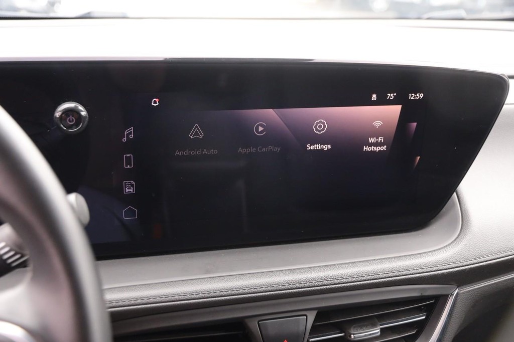 Buick Encore GX Vehicle Full-screen Gallery Image 16