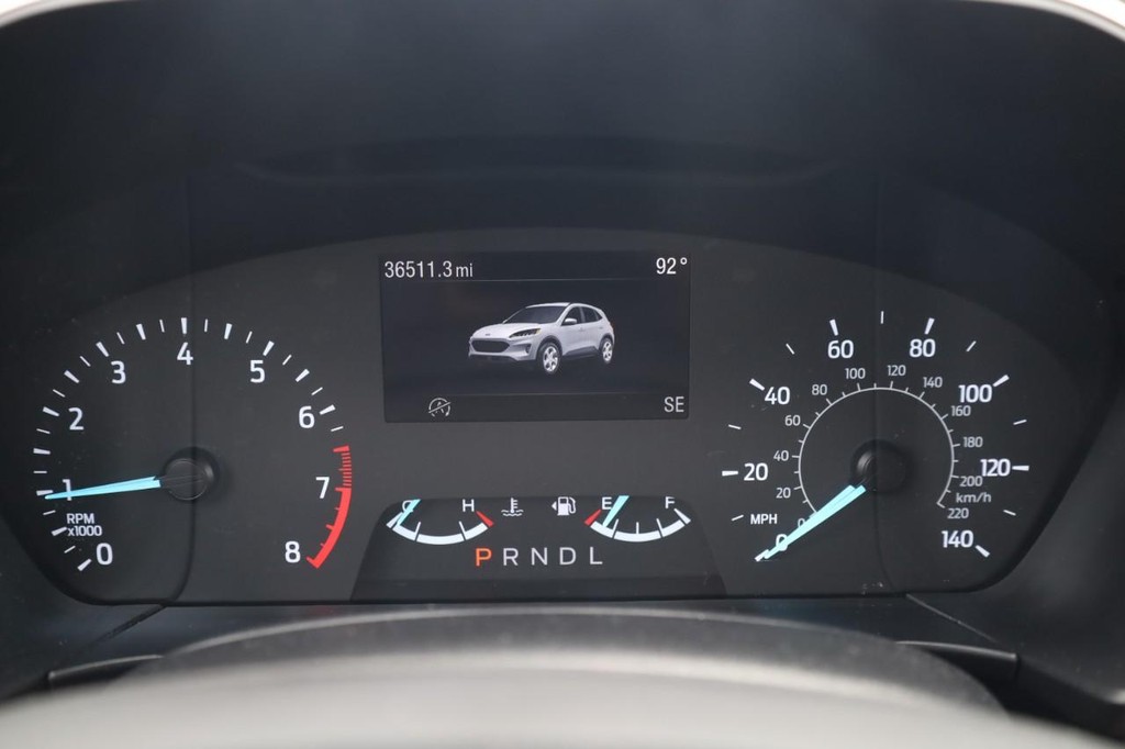 Ford Escape Vehicle Full-screen Gallery Image 13