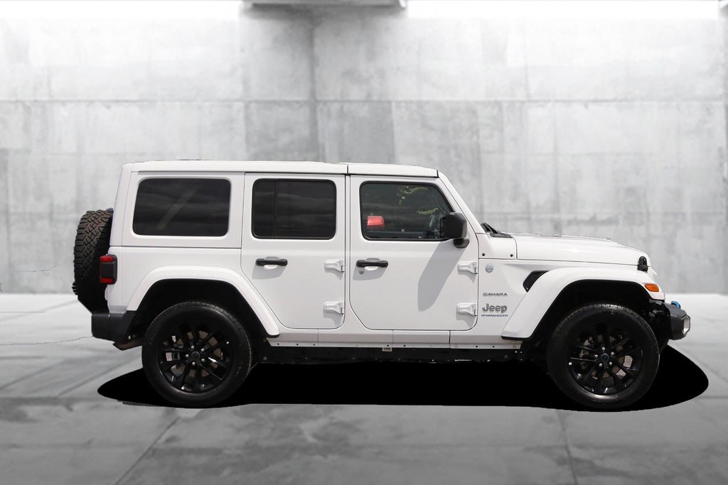 Jeep Wrangler 4xe Vehicle Full-screen Gallery Image 5